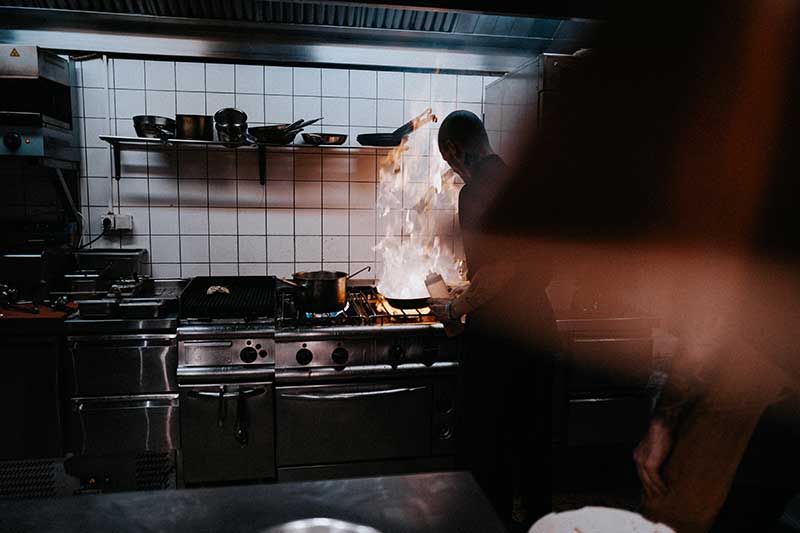 Cloud kitchen chef at work Burbank, CA